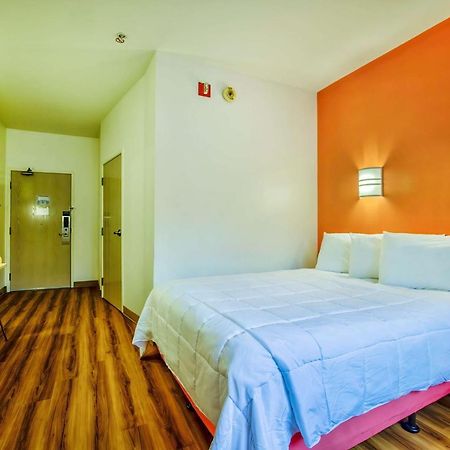 Motel 6-Burlington, On - Toronto West - Oakville Zewnętrze zdjęcie
