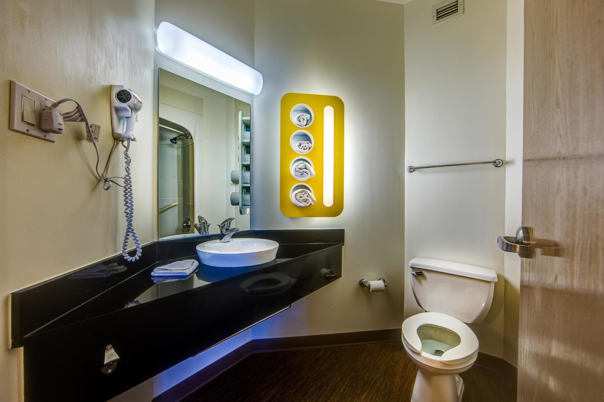 Motel 6-Burlington, On - Toronto West - Oakville Zewnętrze zdjęcie