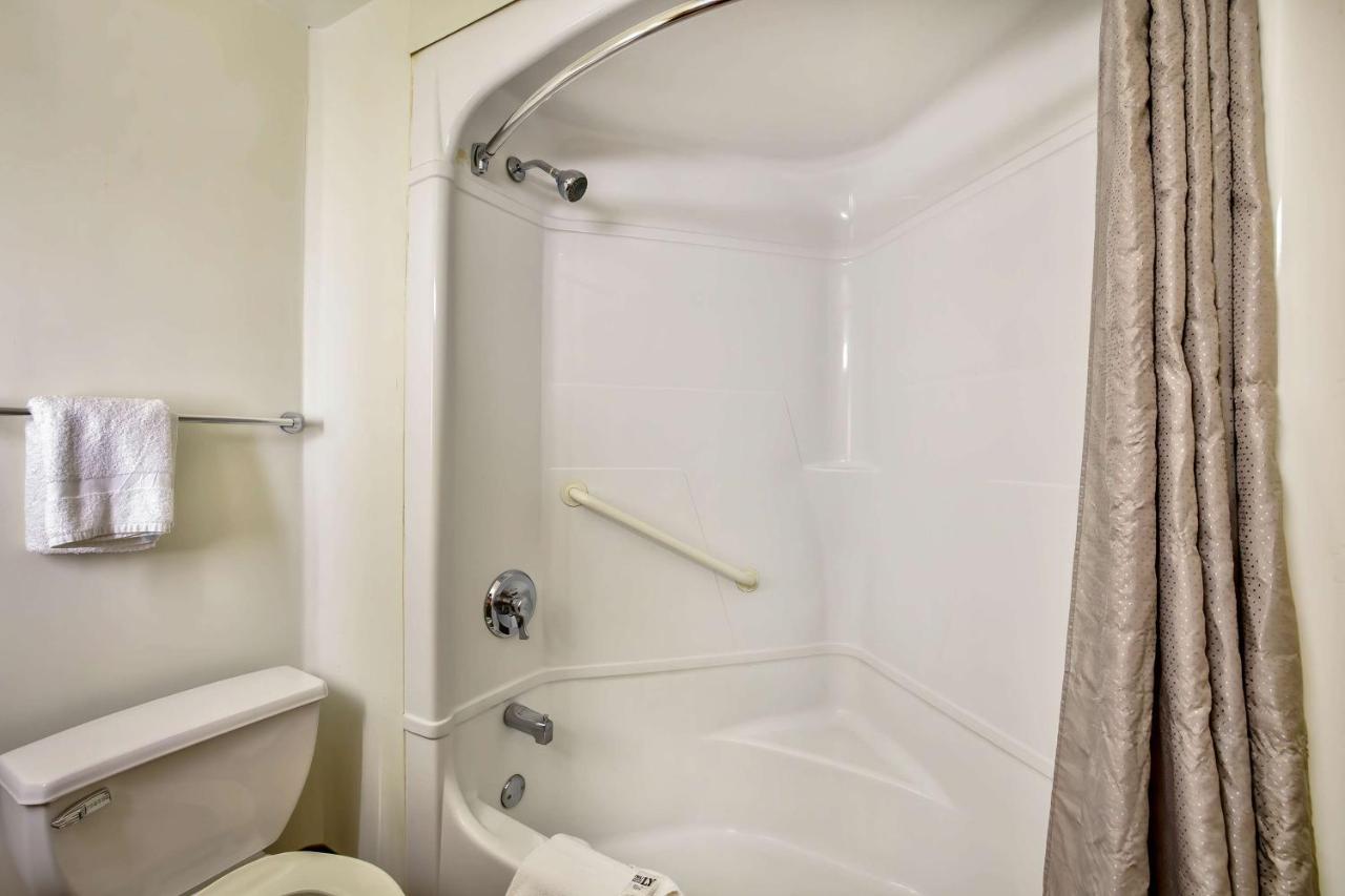 Motel 6-Burlington, On - Toronto West - Oakville Zewnętrze zdjęcie
