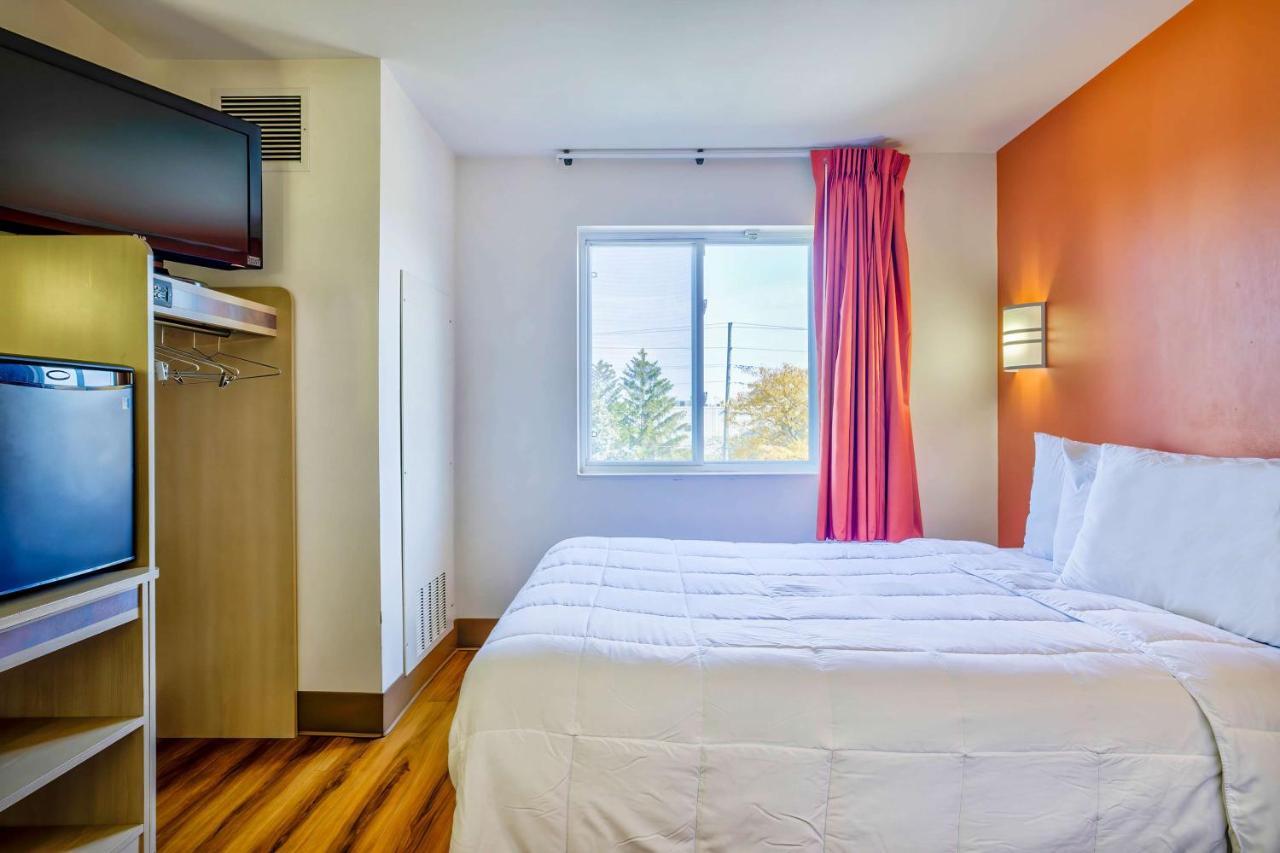 Motel 6-Burlington, On - Toronto West - Oakville Zewnętrze zdjęcie