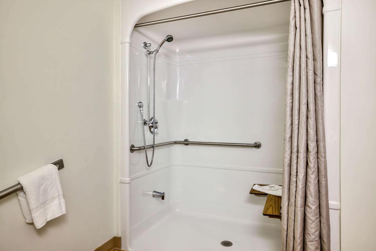 Motel 6-Burlington, On - Toronto West - Oakville Zewnętrze zdjęcie